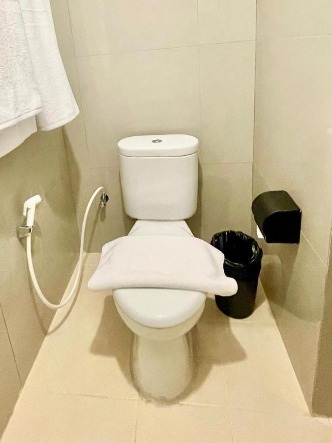 Nemuru Hotel Ciputat Pondokcabe Hilir Buitenkant foto